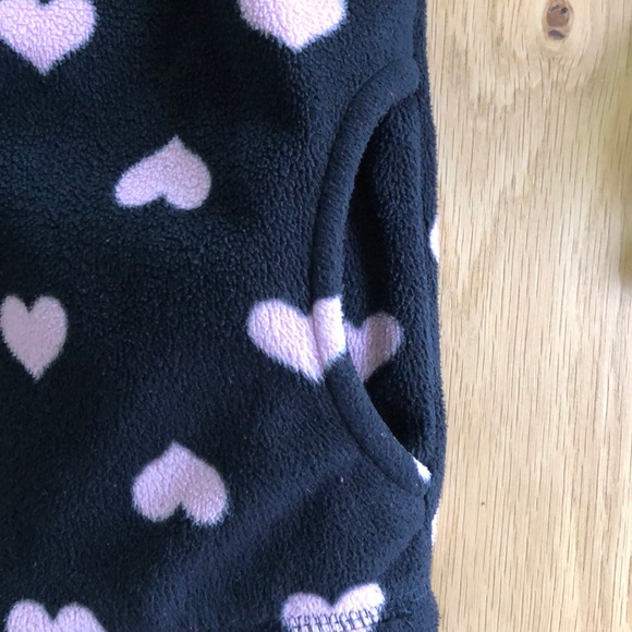 Children’s Place girl’s sweatshirt. - Picture 4 of 6